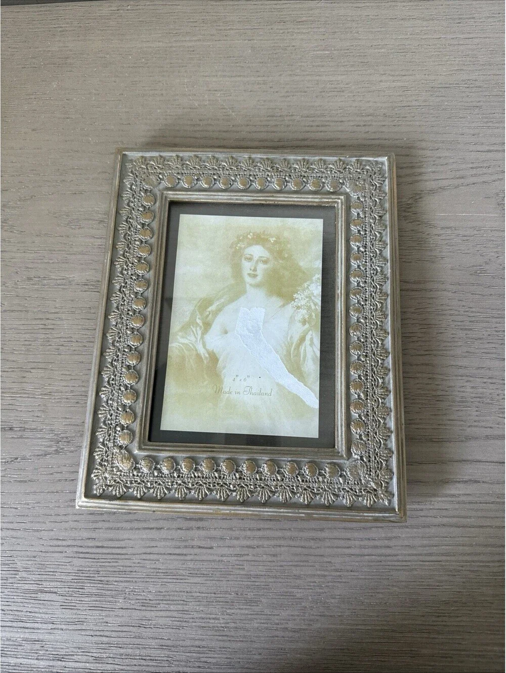 Vintage Gold Brushed Silver Metal Ornate Picture Photo Frame Made In India 4x6